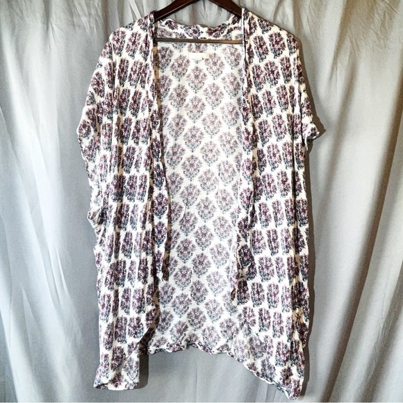 Loft Floral Loose Fitting Komono - Picture 1 of 4